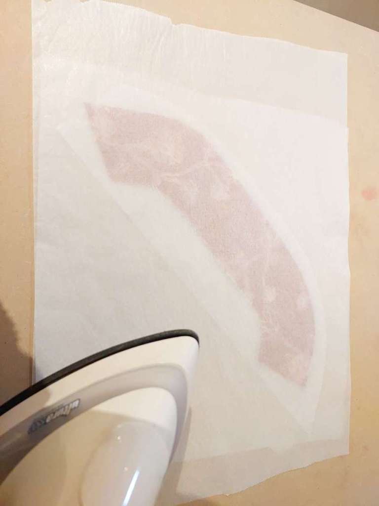 How to iron on interfacing fabric with an iron and baking paper
