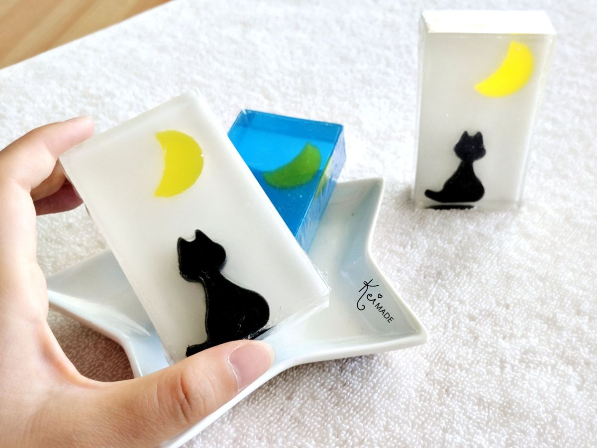 Cat & Moon Soap Bar Recipe