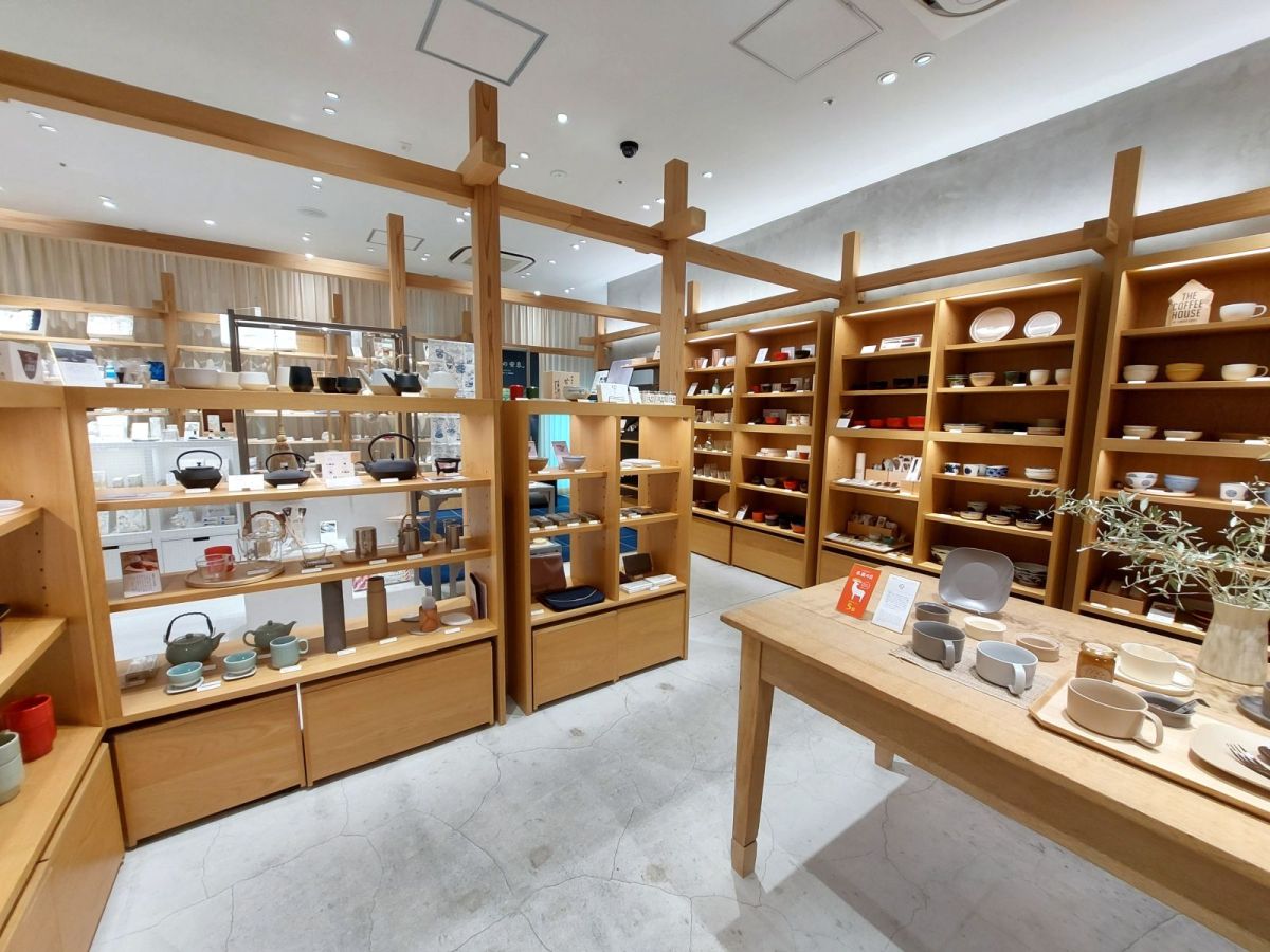 🥈 7 Tokyo Shops that curate Japanese Crafts & Design